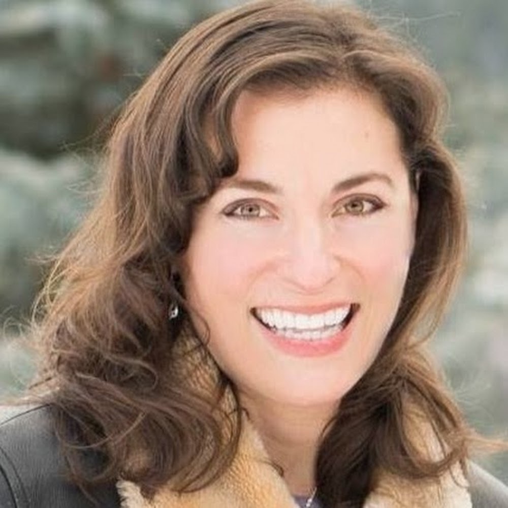 Meet your Posher, Christy a.
